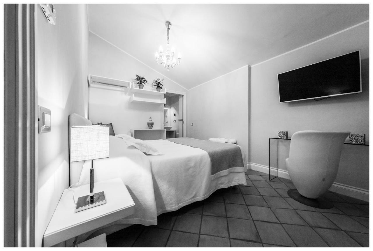 Boutique - Lodge & Suites 크로토네 외부 사진